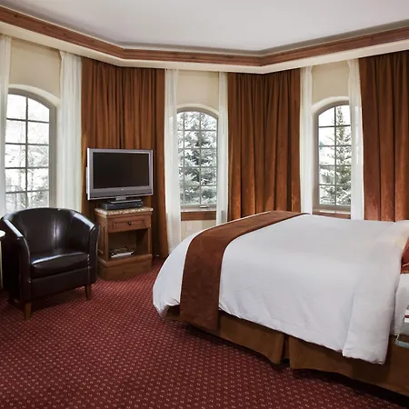 Tivoli Lodge Vail室外照片